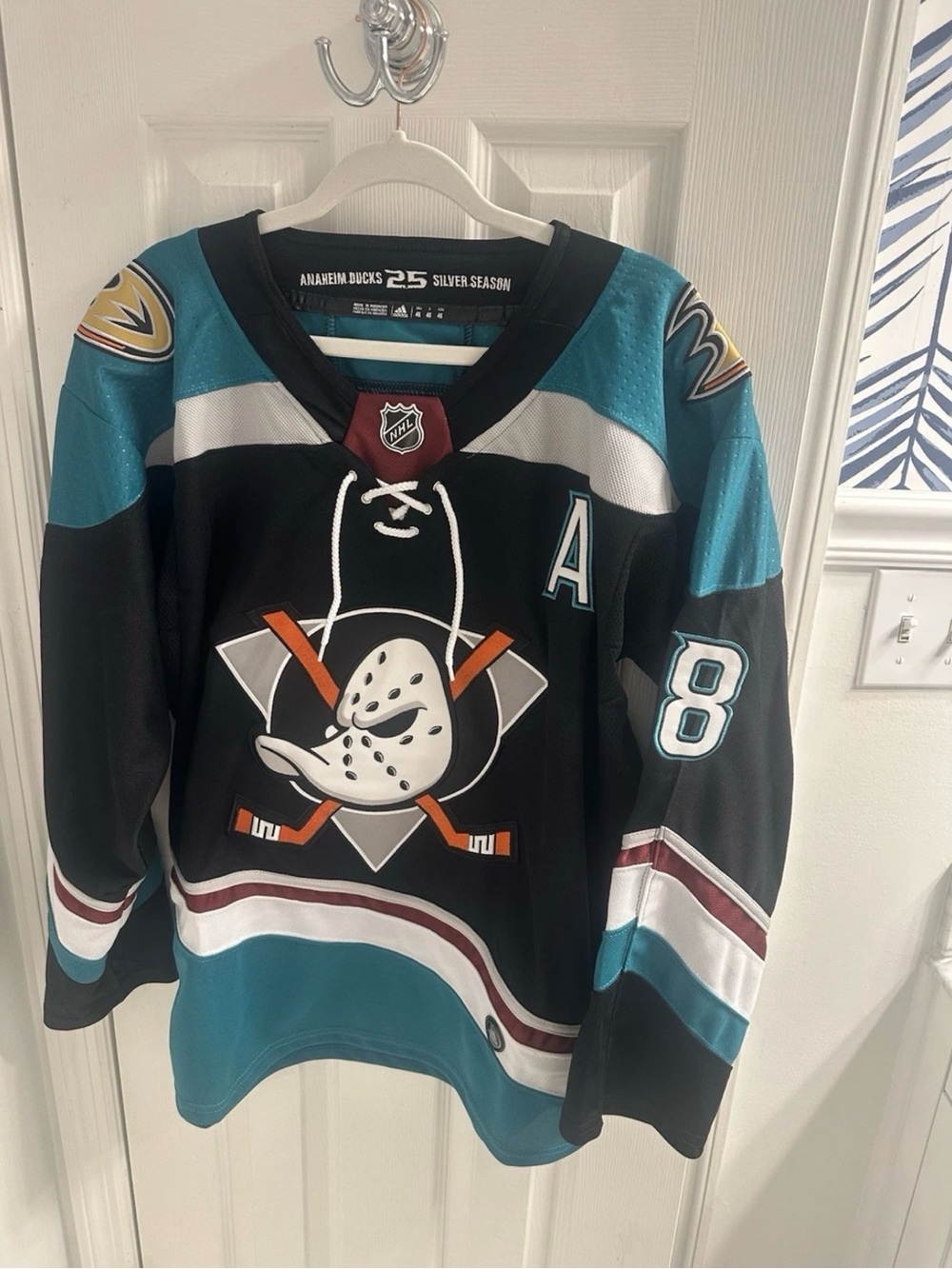 Anaheim Ducks 25th Anniversary
Authentic Mens NHL Jersey 46
Selanne Number 8